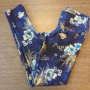 Fitmama blue Origami pattern leggings sz M sexy